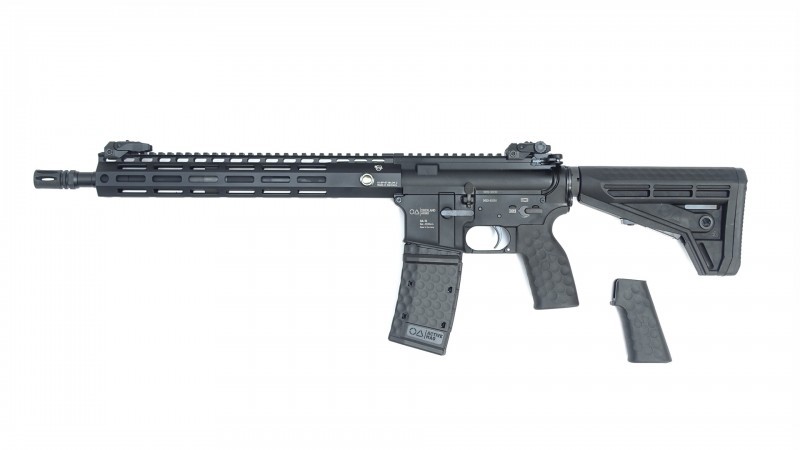 OBERLAND ARMS OA-15 M4, Lauf 14,5", BL M-LOK Handguard 13" Slim, OA M4-Schaft, BUIS, MFD