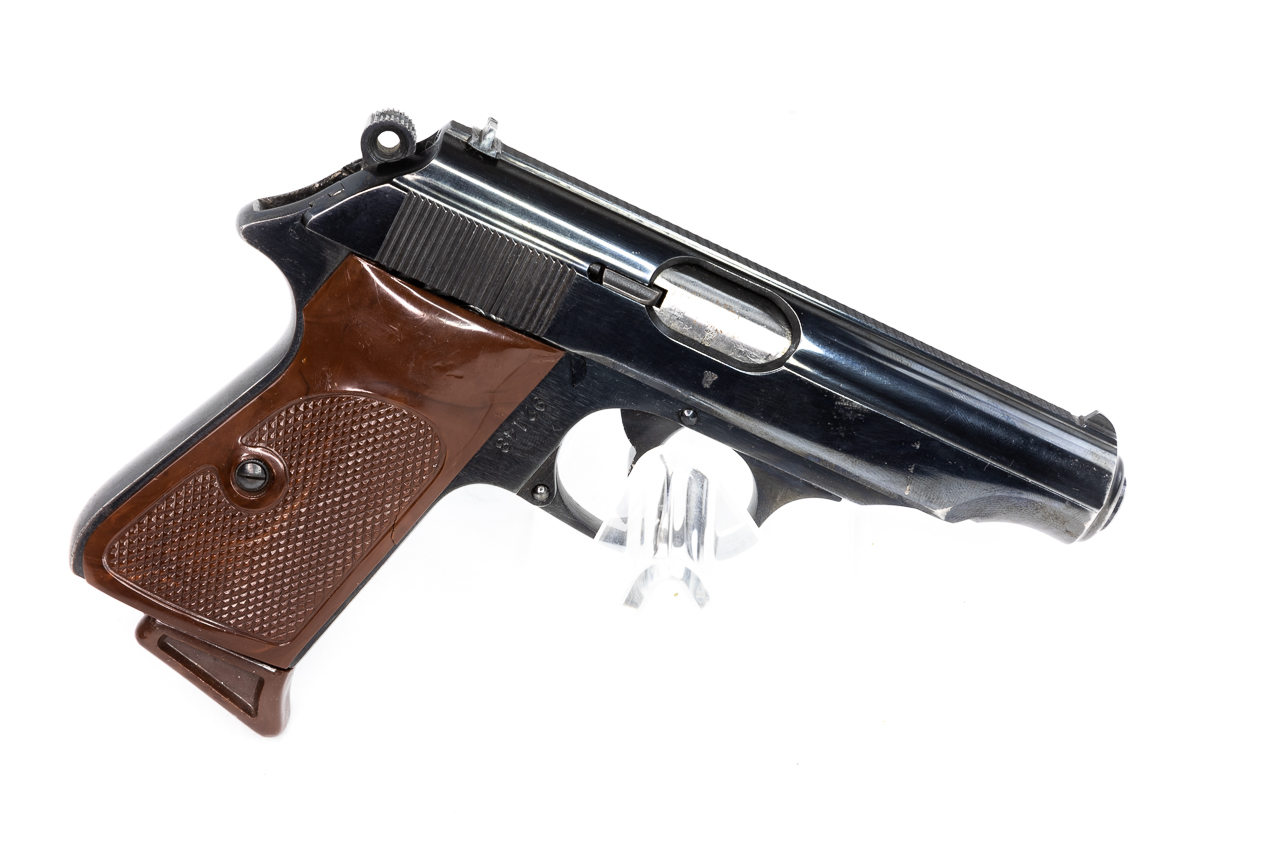 gebr. WALTHER PP Fertigung Manhurin Zustand: Gut gebr. WALTHER PP Fertigung Manhurin Zustand: Gut
