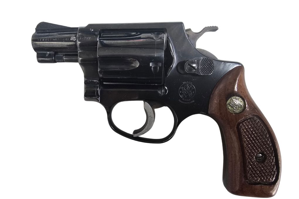 gebr. SMITH & WESSON Revolver Mod. 36 mit Pachmayrgriff und Lederholster im Originalkarton, Zustand: Sehr gut