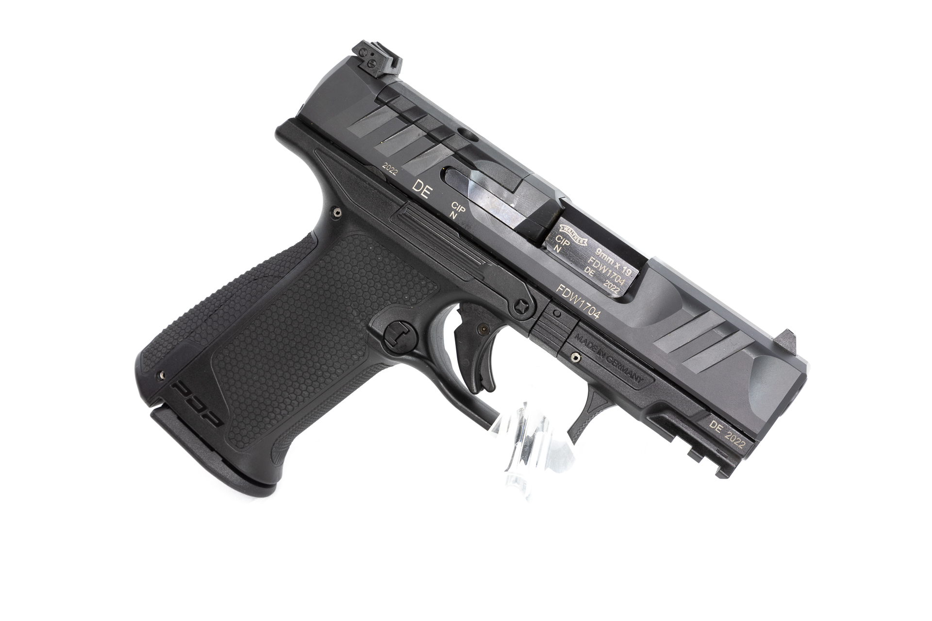 gebr. WALTHER PDP F-Serie mit Reservemagazin im Originalkoffer Zustand: Neuwertig, NPR: € 899,00 gebr. WALTHER PDP F-Serie mit Reservemagazin im Originalkoffer Zustand: Neuwertig, NPR: € 899,00