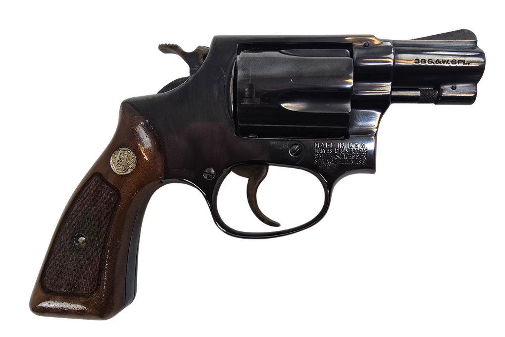 gebr. SMITH & WESSON Revolver Mod. 36 mit 2" Lauf mit Holzgriff im Originalkarton, Zustand: Neuwertig