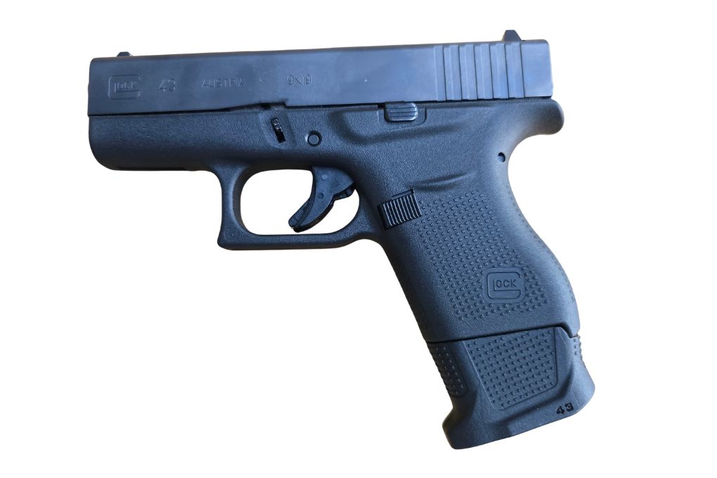 gebr. GLOCK Mod. 43 mit Reservemagazin und Magazinverlängerung im Originalkoffer, Zustand: Neuwertig